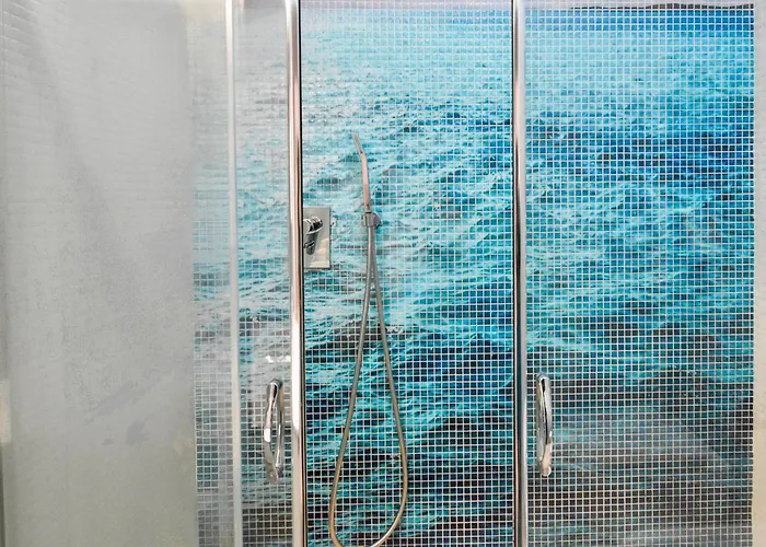 Velaria Boutique 莫诺波利