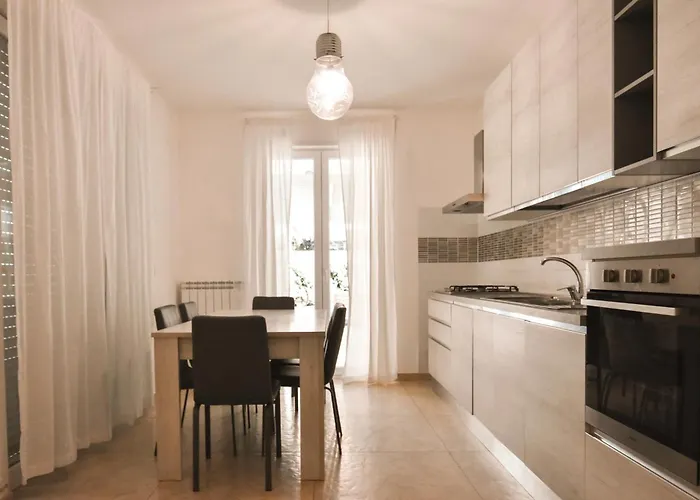 Daire Velaria Boutique Monopoli